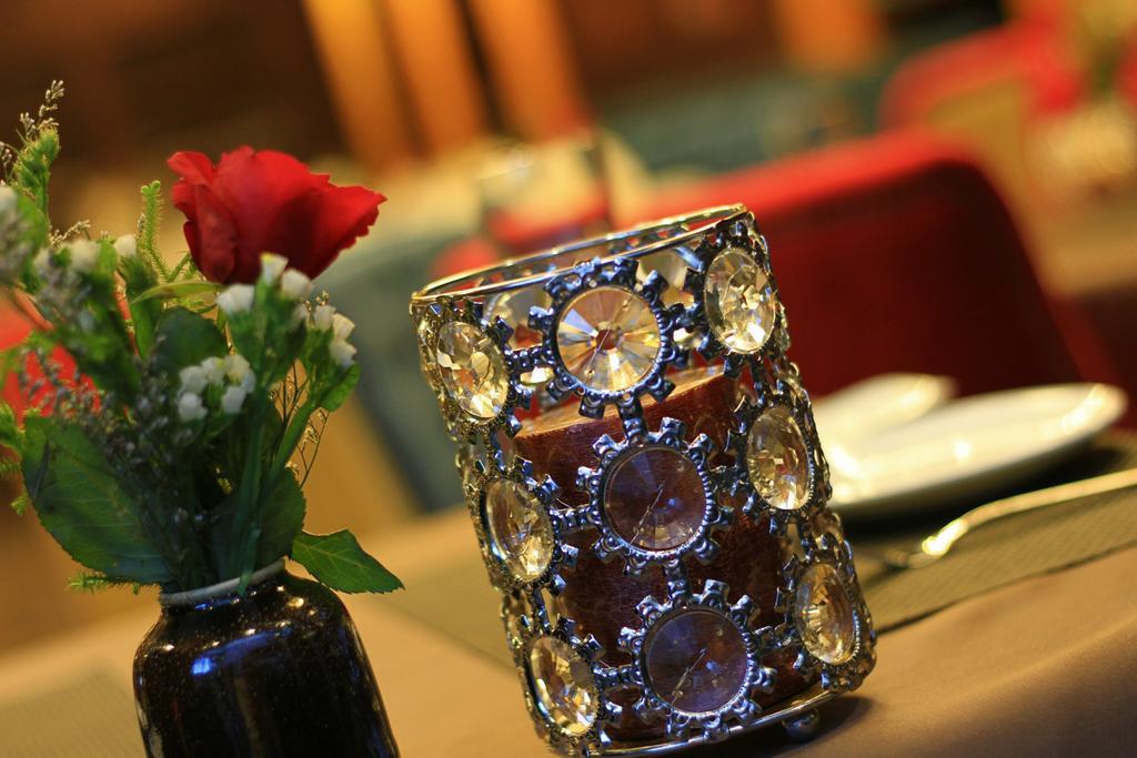 The Scarlett Boutique Hotel Hue Dış mekan fotoğraf